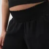 Mammaklær-shorts med lett påtrekk under magen