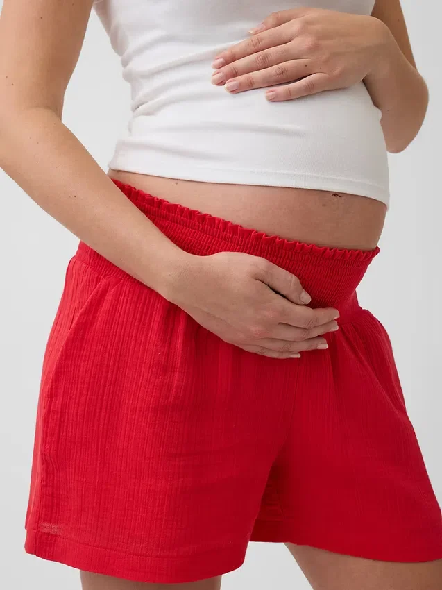 Mammaklær-shorts med lett påtrekk under magen