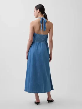Maxikjole i denim med halterneck og bånd i ryggen