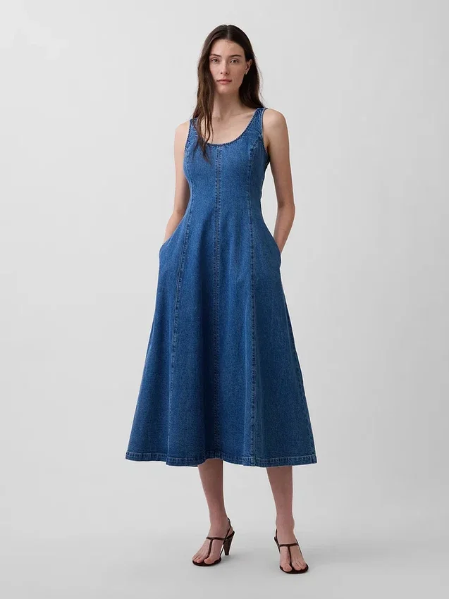 Maxikjole i denim med rund hals