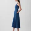 Maxikjole i denim med rund hals