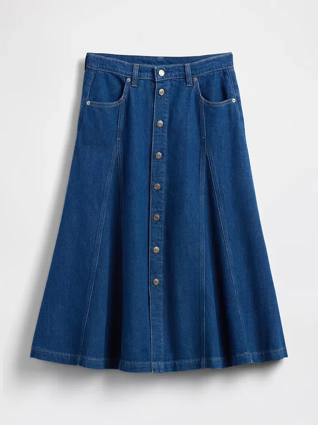 Maxiskjørt i denim med sømmer og knapper foran