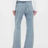 Mid Rise stive, avslappede flare-Jeans