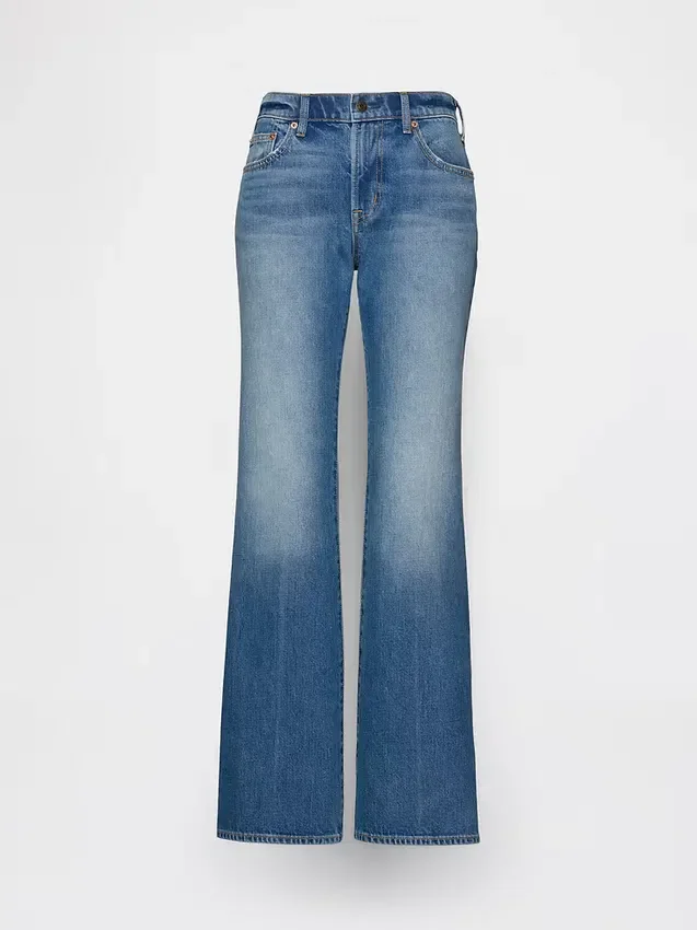 Mid Rise stive, avslappede flare-Jeans
