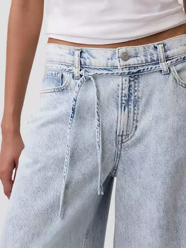 Mid Rise Ultrasoft Baggy Micro Belt-Jeans