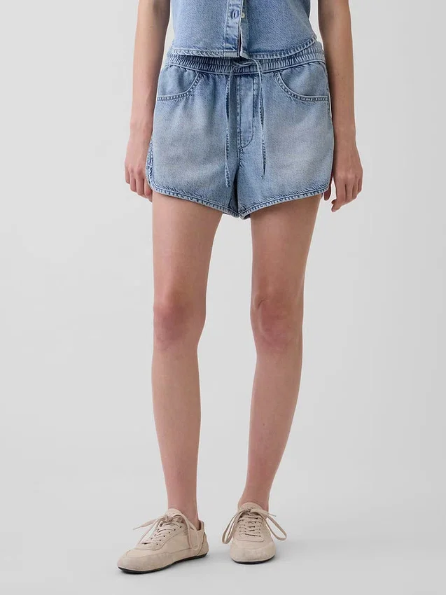 Mid Rise Ultrasoft Denim Easy Dolphin-Shorts