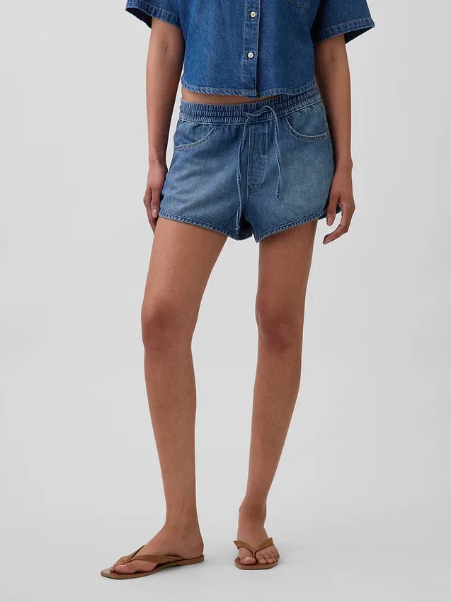 Mid Rise Ultrasoft Denim Easy Dolphin-Shorts