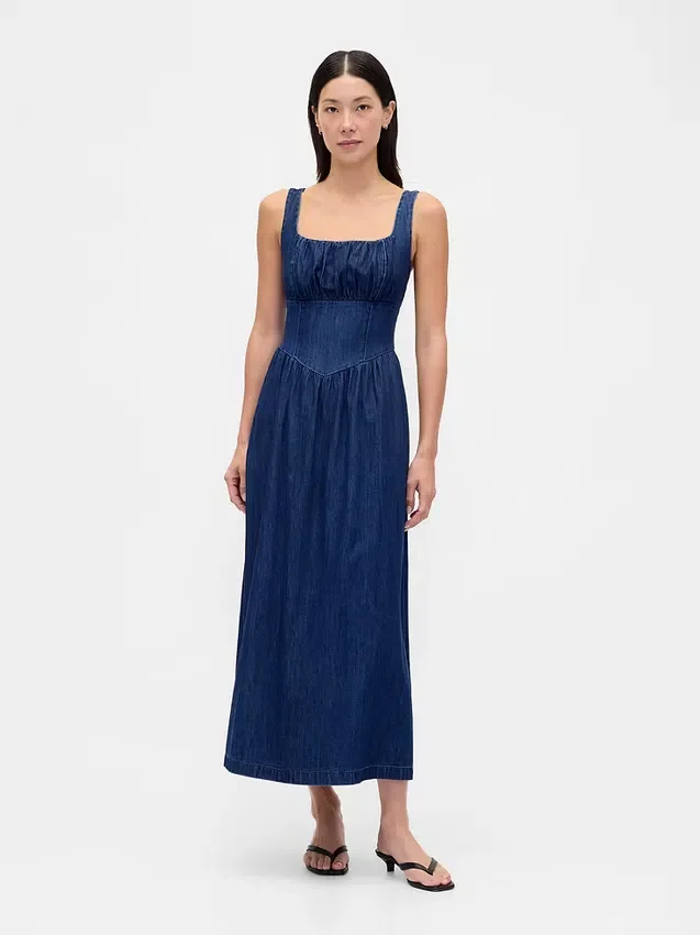 Midi-kjole i denim med lav midje og korsett