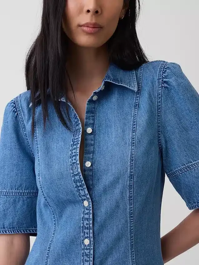 Midi-skjortekjole i denim med buede ermer