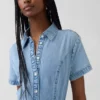 Midi-skjortekjole i denim med snøring i livet