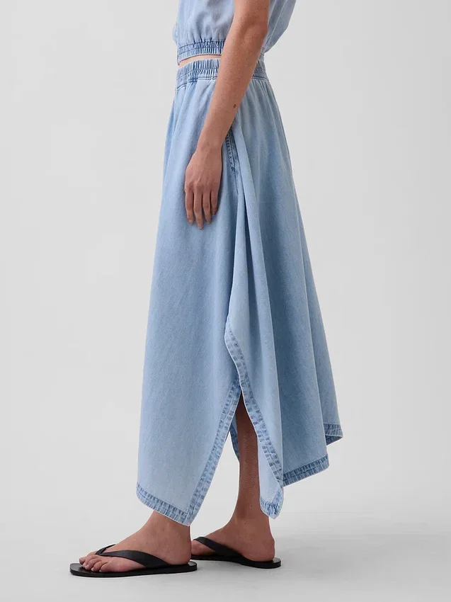 Midi-skjørt i denim med håndklekant