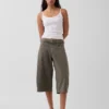 Midt høyde culotte-bukser med belter