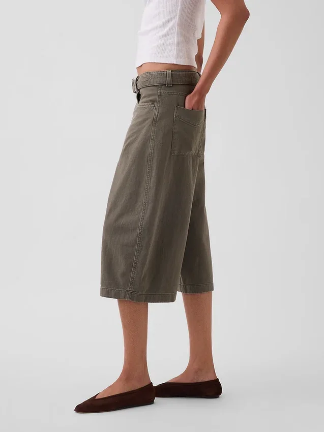 Midt høyde culotte-bukser med belter