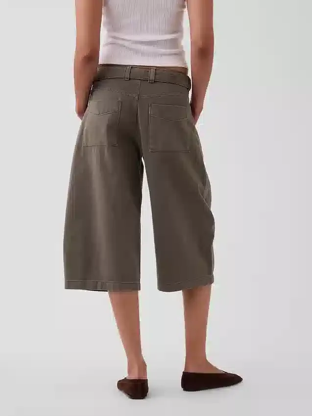 Midt høyde culotte-bukser med belter