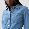 Mini-kjole i denim med knapper foran