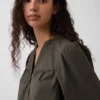 Mini-kjole i poplin med Henley-krage