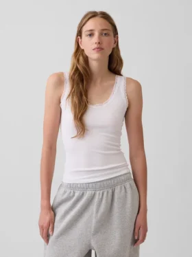 Mini ribbet pyjamas-tanktop med blonderkant
