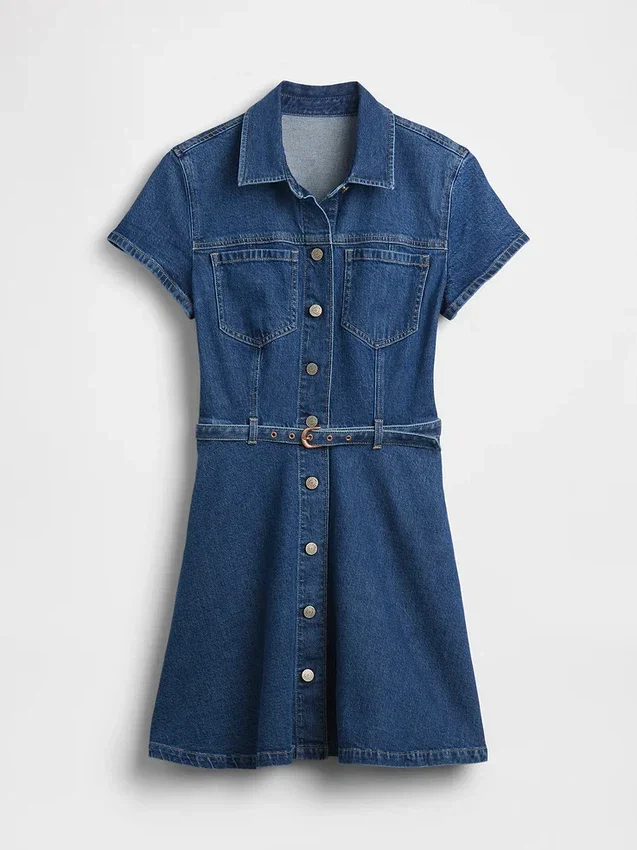Mini-skjortekjole i denim med belte