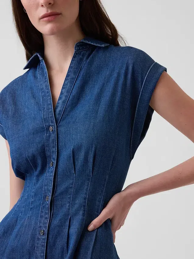 Mini-skjortekjole i denim med plissering