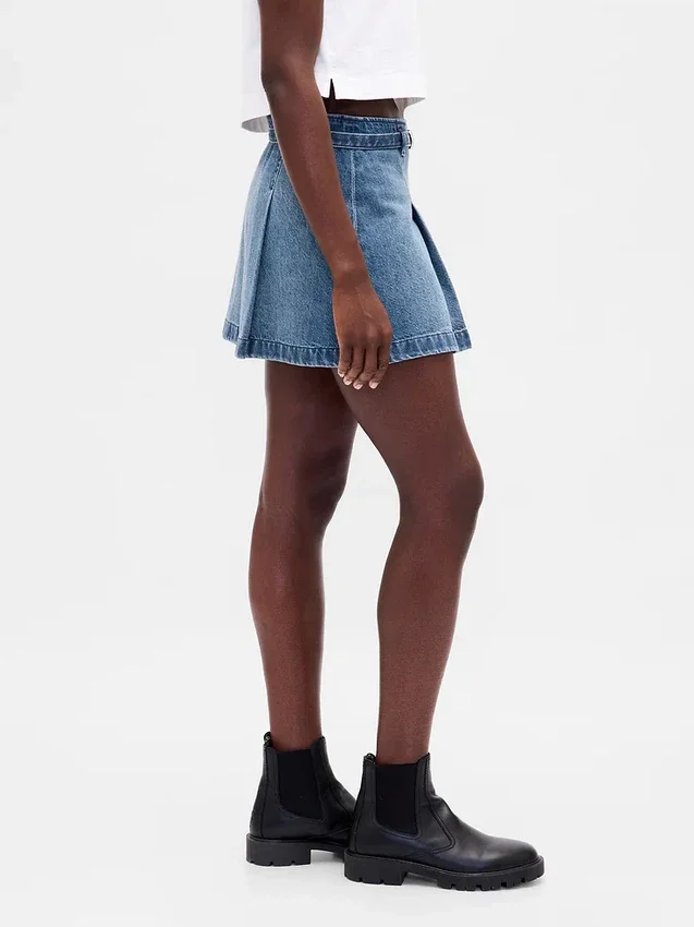 Mini-skjørt i denim med belte