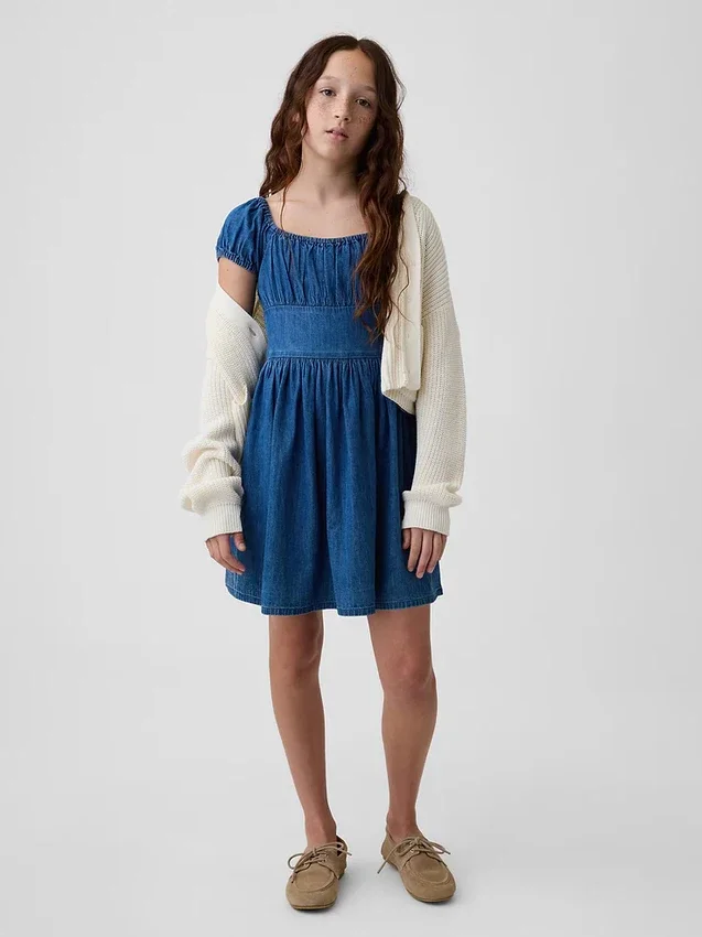 Minikjole i denim med puffermmer til barn