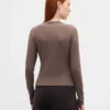 Moderne cardigan med rund hals