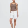 Moderne kort topp