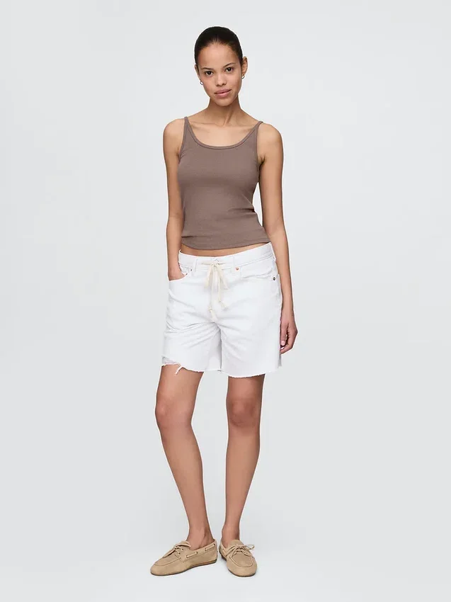 Moderne kort topp