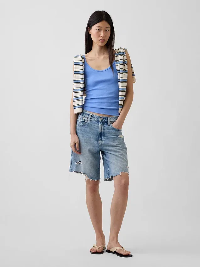 Moderne kort topp