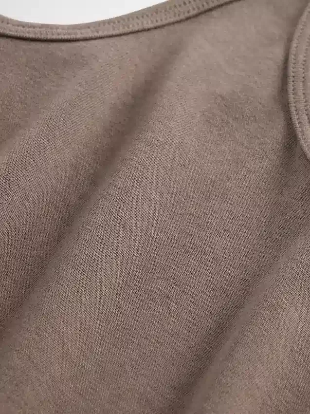 Moderne kort topp