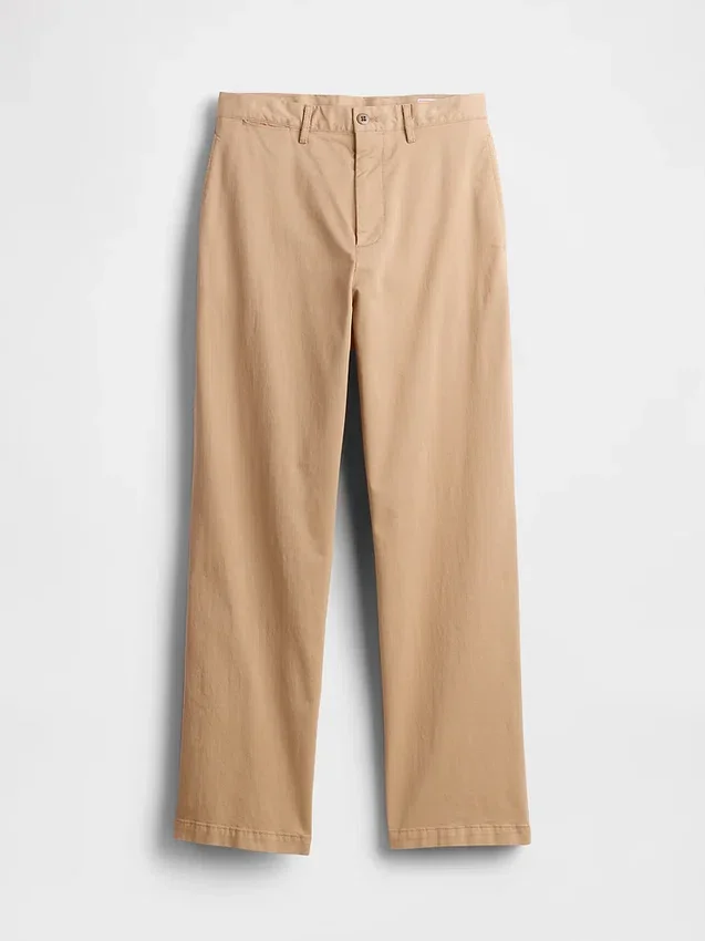 Moderne, løse khakibukser i 90-tallsstil
