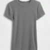 Moderne T-skjorte med rund hals