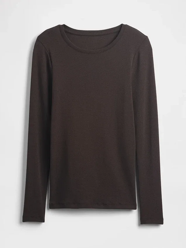 Moderne T-skjorte med rund hals
