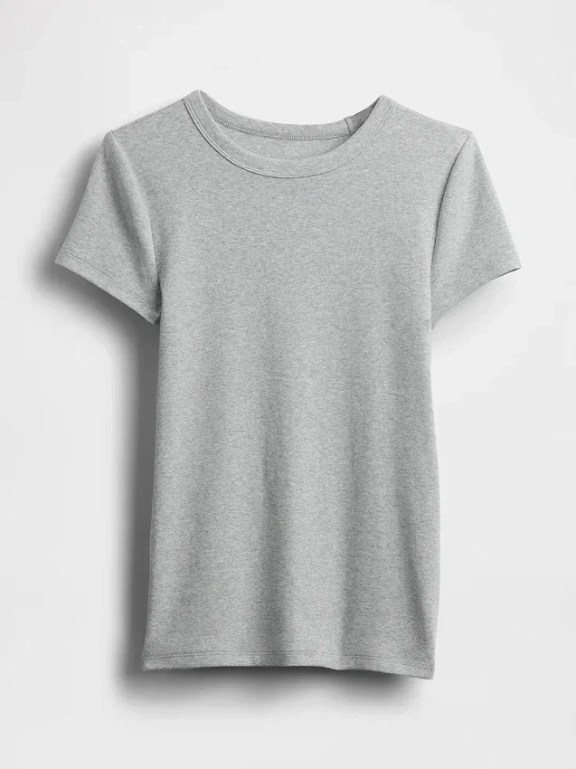 Moderne T-skjorte med rund hals