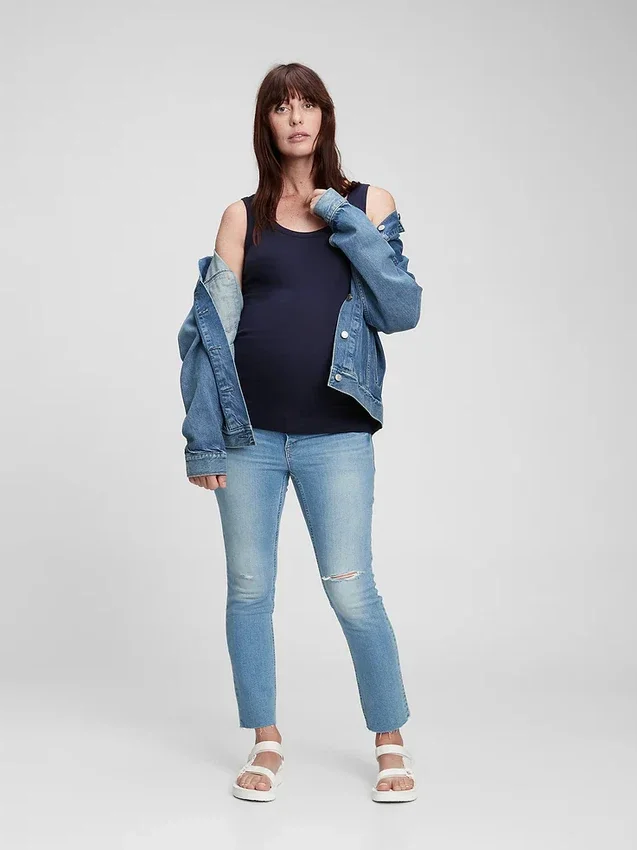Moderne tank-top for gravide