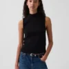 Moderne tank-top med høyhals