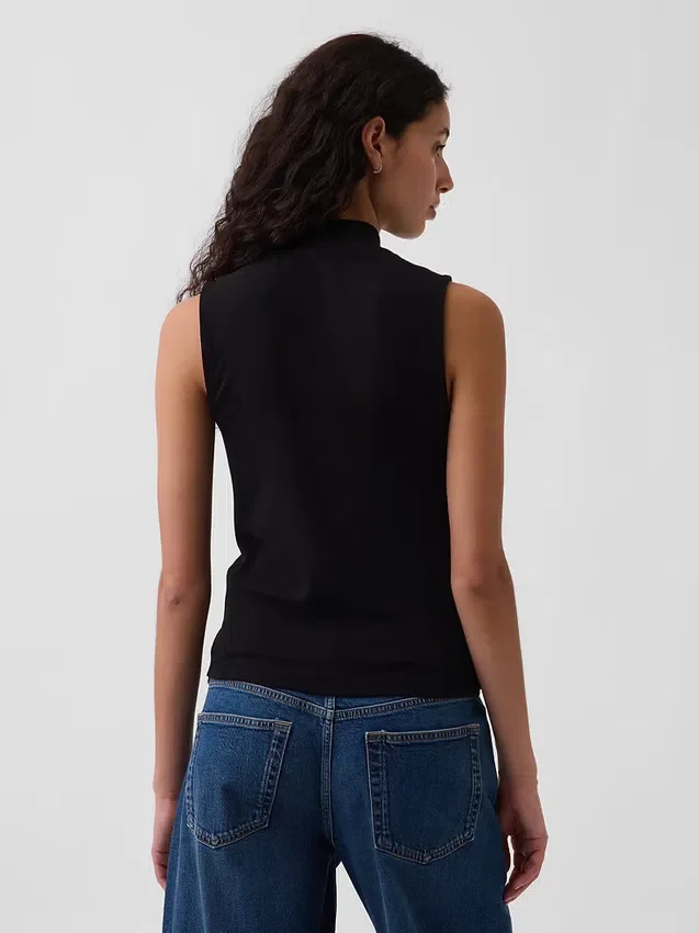 Moderne tank-top med høyhals