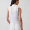 Moderne tank-top med høyhals