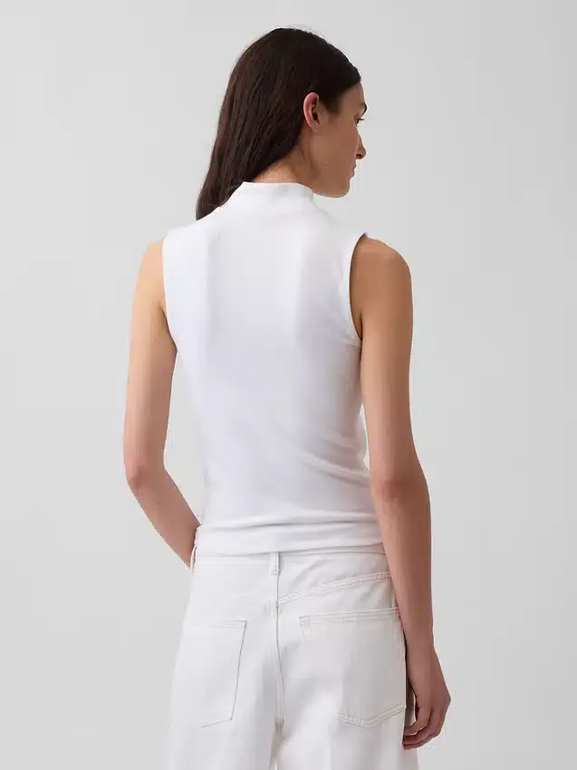 Moderne tank-top med høyhals
