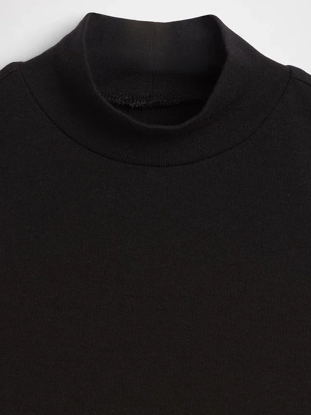 Moderne tank-top med høyhals