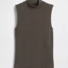 Moderne tank-top med høyhals