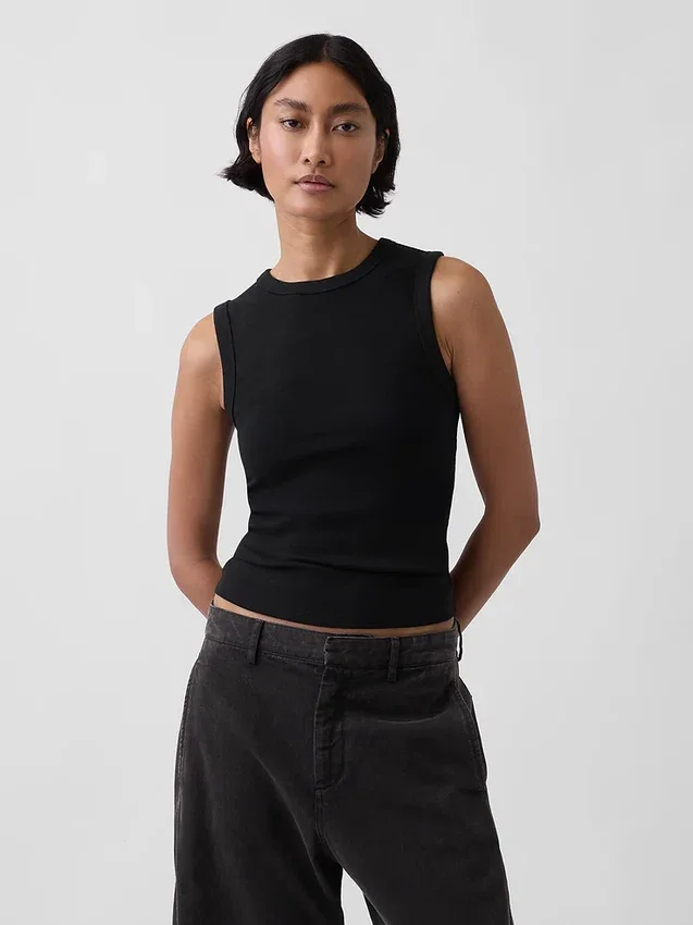 Moderne tank-top med rund hals