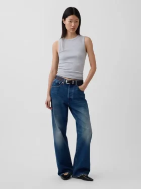 Moderne tank-top med rund hals
