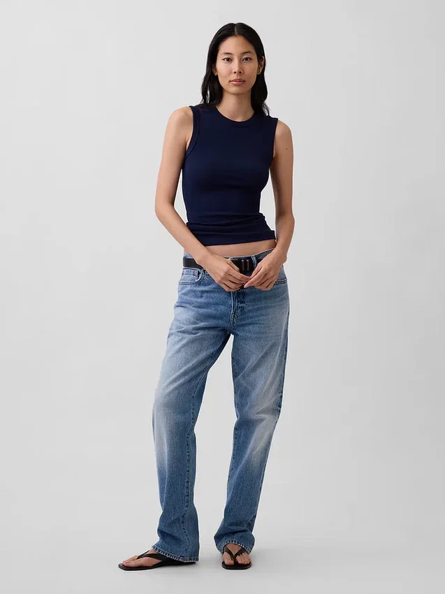 Moderne tank-top med rund hals