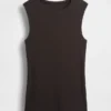 Moderne tank-top med rund hals