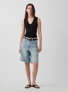 Moderne tank-top med V-hals