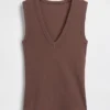 Moderne tank-top med V-hals