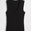 Moderne tank-top med V-hals