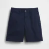 Moderne uniform-shorts for barn i khaki