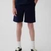 Moderne uniform-shorts for barn i khaki
